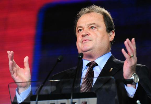 Blaga: ”Românii sunt nemulţumiţi de cum arată acum Parlamentul”