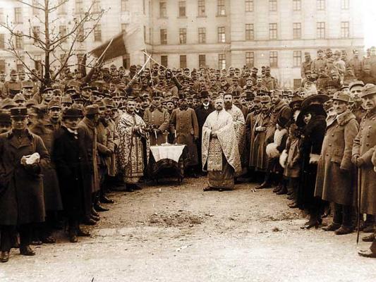 Ce sărbătorim de fapt de Ziua Națională a României? Galerie foto inedită