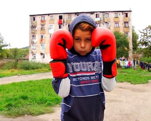 În prag de Crăciun,   Observator Antena 1 lansează campania „Fii Moș Crăciun pentru un campion”