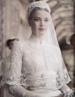 ROCHII de poveste! Cele mai frumoase MIRESE din istorie! Prințese, regine, actrițe... Ele au atins PERFECȚIUNEA!