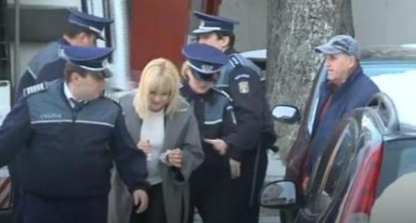 Udrea, mesaj pe Facebook: Voi încerca să comunic cu voi și să spun adevărul așa cum îl știu eu