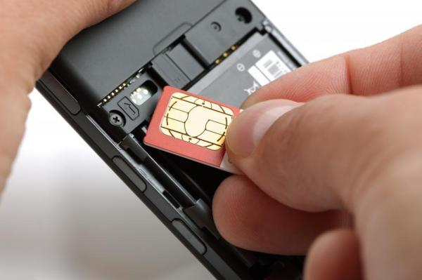 Utilizatorii de TELEFONIE MOBILĂ au primit O LOVITURĂ FĂRĂ PROCEDENT