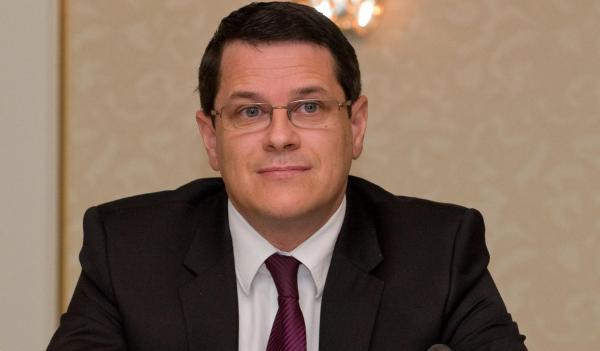 Eduard Hellvig, GATA să preia conducerea SRI