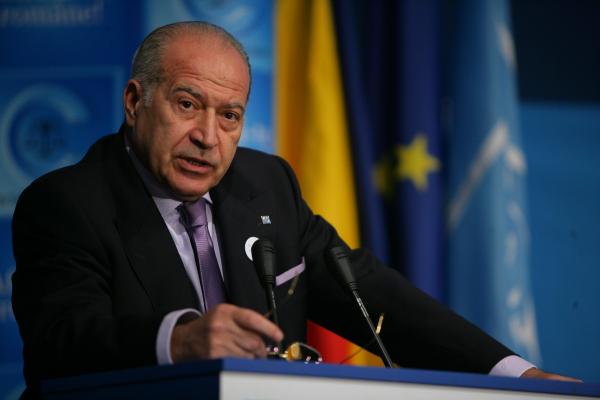 Voiculescu îl dă în judecată pe Băsescu pentru declarațiile mincinoase