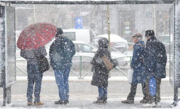 Informare meteo de ploi, lapoviţă şi ninsoare