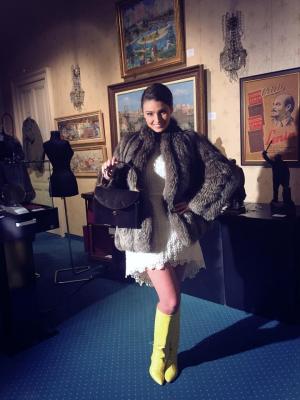 Olivia Păunescu a purtat haina de blană a Elenei Ceaușescu