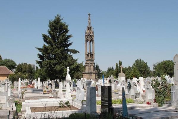 Un primar din Giurgiu a scos bisericile și cimitirele LA LICITAȚIE