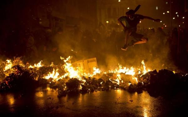 Proteste violente la Rio de Janeiro, după ce un băiat de 10 ani ar fi fost ucis de poliţie