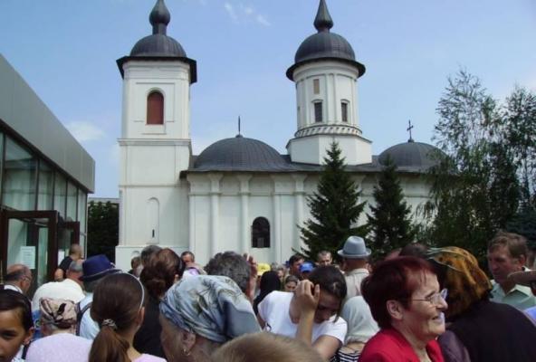 Creştinii sunt în sărbătoare! Românii îi poartă numele şi îl pomenesc pe 19 mai