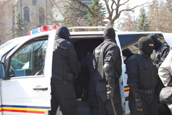 IPJ Botoșani vizat de perchezițiile DNA