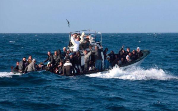 Zeci de imigranți s-au înecat în Mediterana în timp ce încercau să ajungă în sudul Italiei