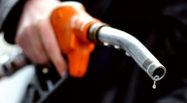 Veste tristă pentru ŞOFERI! Carburanţii se scumpesc iar