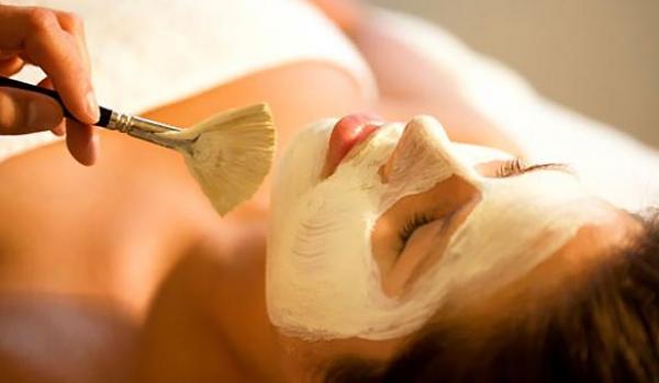 Prepară în bucătăria ta MASCA de FAȚĂ cu efect de BOTOX