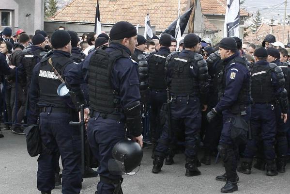 Aproximativ 1.400 de jandarmi acționează zilnic pentru bună desfășurare a examenelor naționale