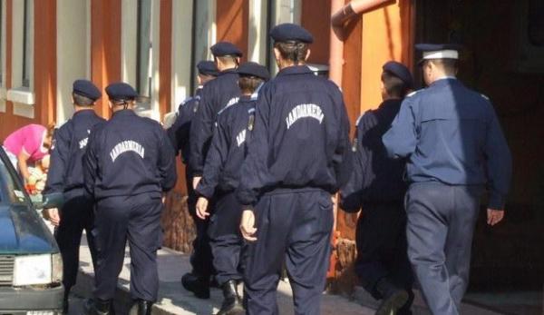 Aproximativ 1.400 de jandarmi acționează zilnic pentru buna desfășurare a examenelor naționale