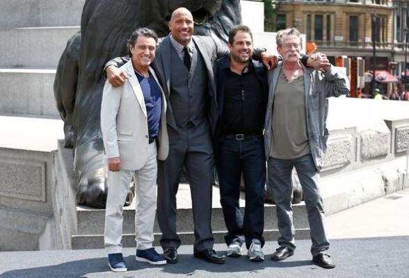 Informația este OFICIALĂ! Un actor URIAȘ are CANCER!