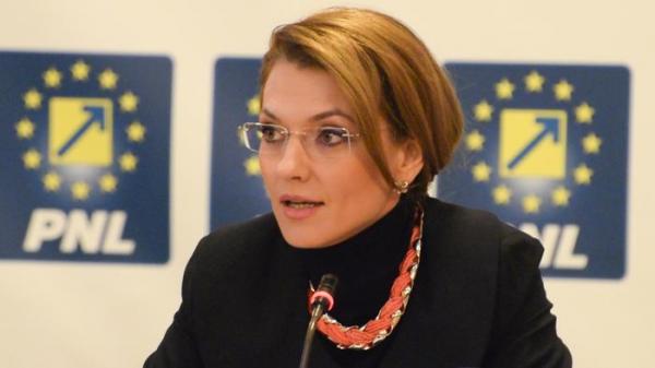 Alina Gorghiu: Victor Ponta trebuie să-și dea demisia!