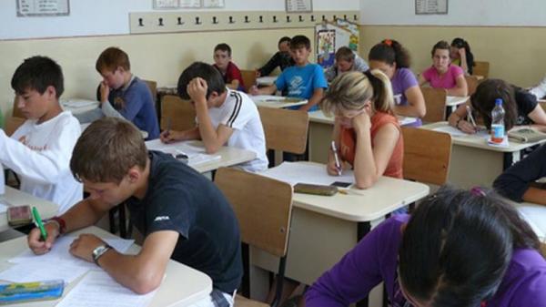 Prima probă la Evaluarea Naţională, programată luni. Calendarul examenului