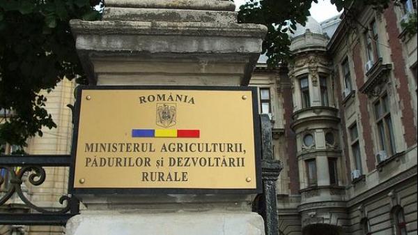 Bani pentru fermieri!