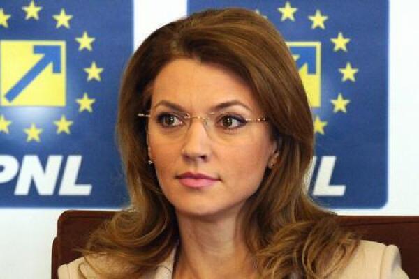 Gorghiu (PNL): Sunt surprinsă de îndrăzneala domnului Cazanciuc, să-i ia apărarea lui Victor Ponta