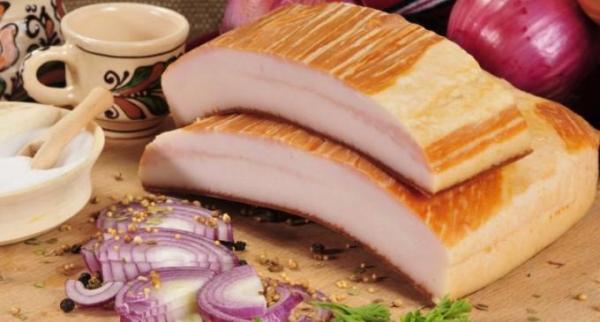 E una din plăcerile tale culinare? Cât de sănătoasă este SLĂNINA cu PÂINE și CEAPĂ