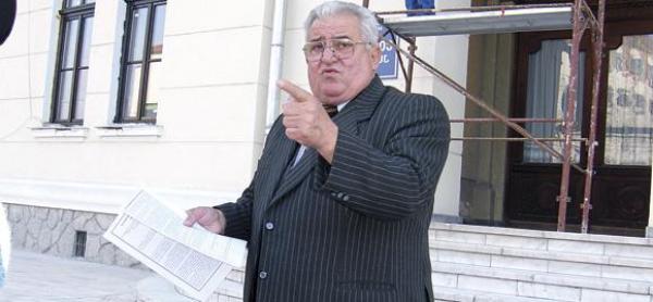 Fostul președinte al CJ Gorj, Nicolae Mischie, transportat cu un elicopter SMURD la un spital din București