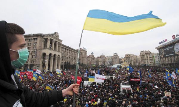 Ucraina: Un al doilea membru al Gărzii Naţionale, rănit în violenţele de luni, a murit