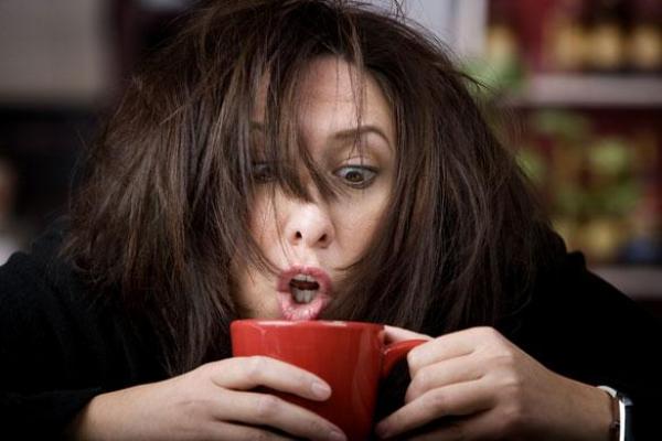 Bei cafea la sfârșitul zilei? Ceea se întâmplă apoi în organism te va surprinde