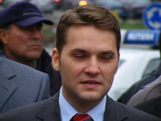 Senatorul Dan Şova: Nu îmi voi da demisia, și nici Ponta n-ar trebui să o facă!