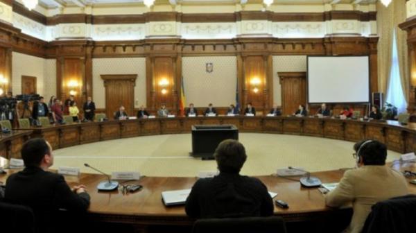 Aleşii locali condamnaţi cu suspendare nu vor fi exceptaţi de la încetarea mandatului