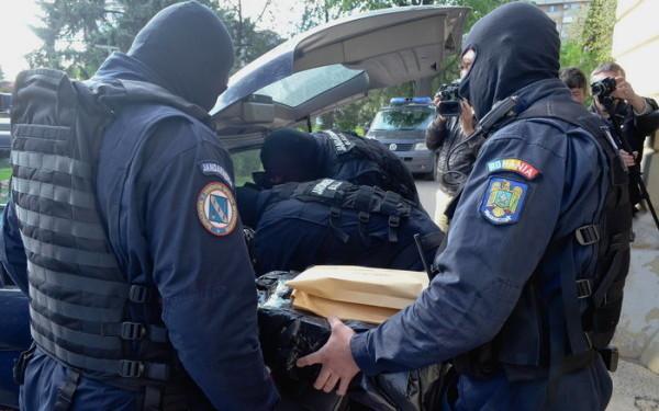 Percheziții DNA în 13 locații, între care la Primăria Capitalei, Administrația Cimitirelor și Centrul Cultural Palatele Brâncovenești