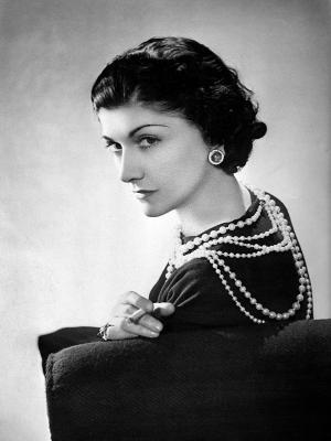 COCO CHANEL, despre obiceiul de a consuma DROGURI și legăturile LESBIENE! Puterea unei femei excepționale și latura ei întunecată!