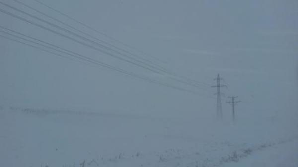 Alimentarea cu energie electrică este întreruptă în 42 de localități. Lista satelor şi oraşelor care nu au energie electrică