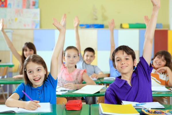 Toţi elevii trebuie să ştie asta! Se PRODUC MODIFICĂRI în privinţa TEZELOR. ANUNŢUL făcut de Ministerul Educaţiei