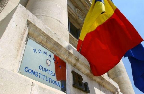 Curtea Constituţională a admis unele sesizări privind Legea dării în plată