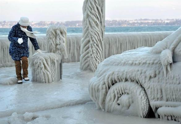 Climatologii sunt ÎN ALERTĂ! “Ne așteaptă o iarnă veșnică, cu temperaturi RECORD.  Pentru prima dată în ultimii 120.000 de ani se ÎNTÂMPLĂ ASTA