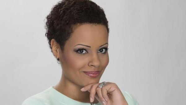 Mare bucurie pentru jurnalista Laura Nureldin. "Regii timpului", cartea scrisă chiar de ea, premiată la un an de la lansare: “Nu am scris cartea pentru premii. Am scris-o pentru mine, în primul rând”