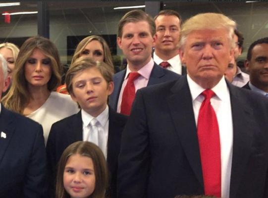 CUTREMUR politic fără precedent! Ce SCHIMBĂRI ar putea face Donald Trump în primele 100 de zile la Casa Albă