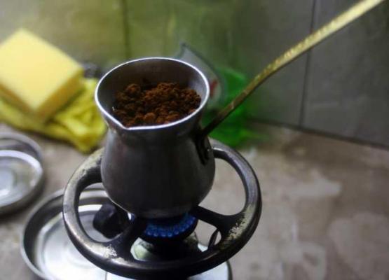 Bei CAFEA LA IBRIC? Cea mai MARE GREŞEALĂ! Motivul este INCREDIBIL