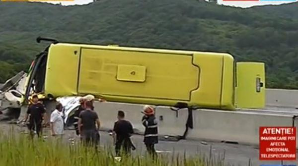 Noi informaţii despre starea răniţilor în accidentul din Perşani: Trei persoane sunt în stare gravă, iar alte 22 sunt în afara oricărui pericol