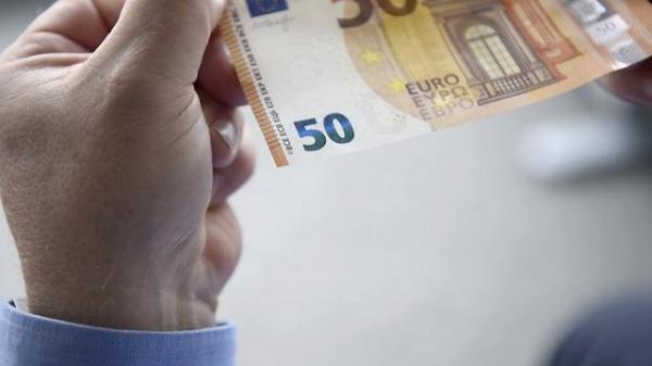 Banca Centrală Europeană a dezvăluit noua bancnotă de 50 de euro. Elementul inovator este absolut fascinant