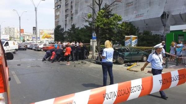 Accident rutier în Capitală. Traficul este blocat