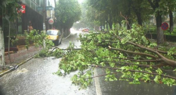 AVERTIZARE METEO: COD GALBEN de vijelii în Moldova