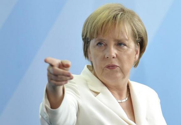 ANUNŢ BOMBĂ făcut de Angela Merkel: “Refugiaţii nu au adus terorismul în Germania, îl deţinem şi îl aveam şi înainte aici”