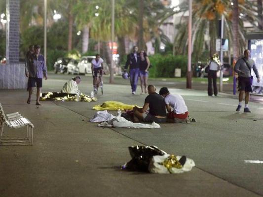 Bilanţul victimelor atentatului de la Nisa a crescut