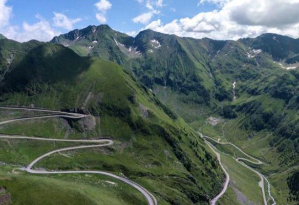CNADNR închide Transalpina şi Transfăgărăşan pentru realizarea de poze şi clipuri video