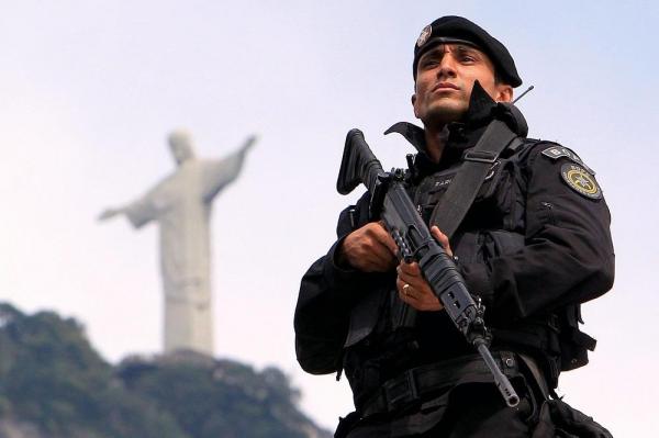 Sânge pe străzile din Rio! Un diplomat rus l-a împuşcat mortal pe individul care l-a ameninţat cu pistolul