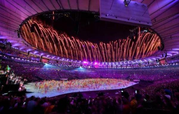 S-a dat startul Olimpiadei de la Rio: Spectacol plin de culoare, cu mesajul "Salvaţi natura", pe Maracana, la deschiderea Jocurilor Olimpice (FOTO, VIDEO)