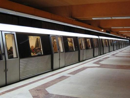 PANICĂ la metrou, în prima zi de școală. Călători evacuați, din cauza unei defecțiuni
