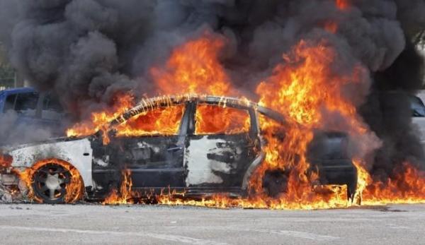 TRAGEDIE în Argeş. Un pieton a fost accidentat mortal de un autoturism care ulterior a luat foc